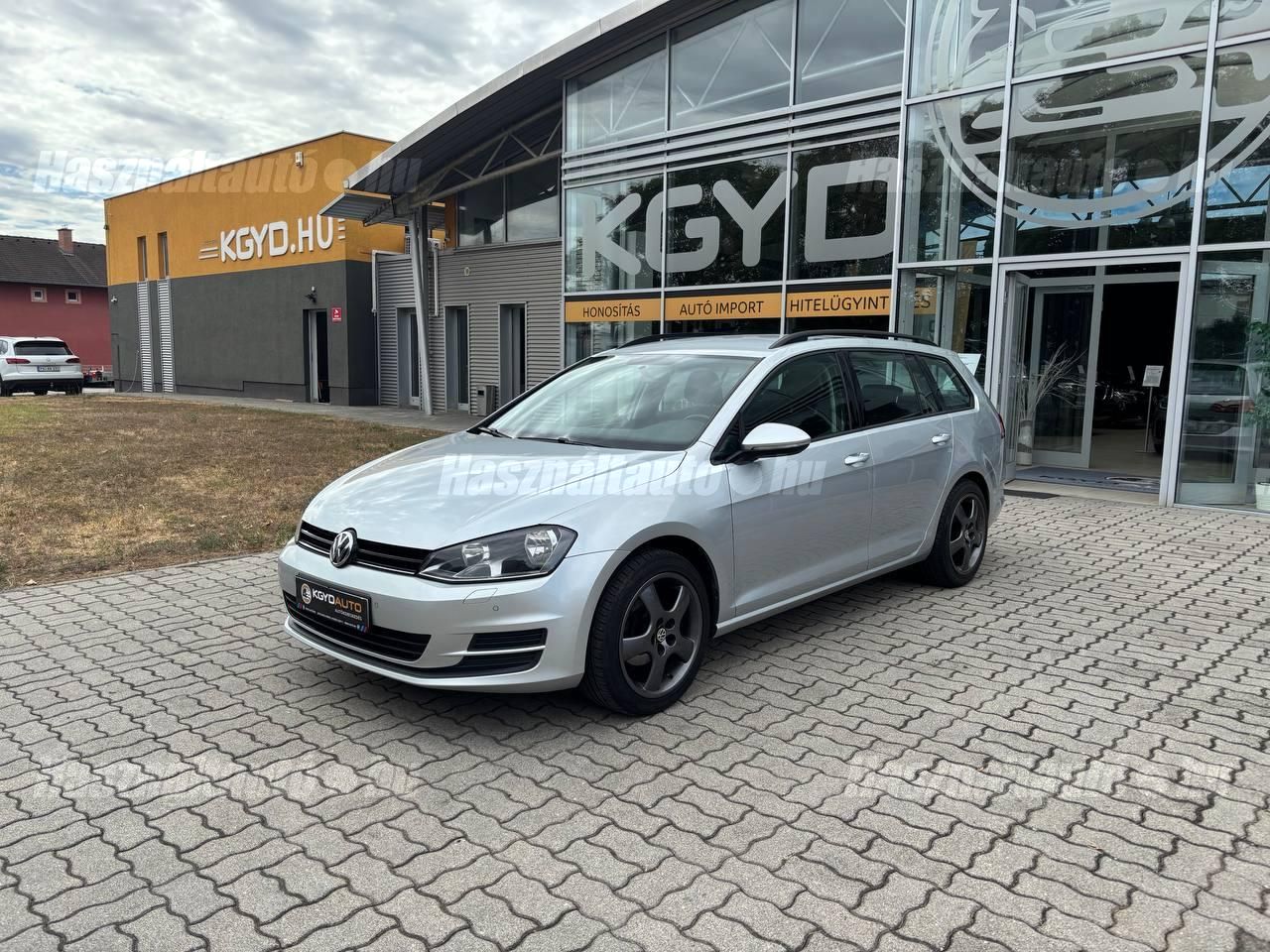 VOLKSWAGEN GOLF VII